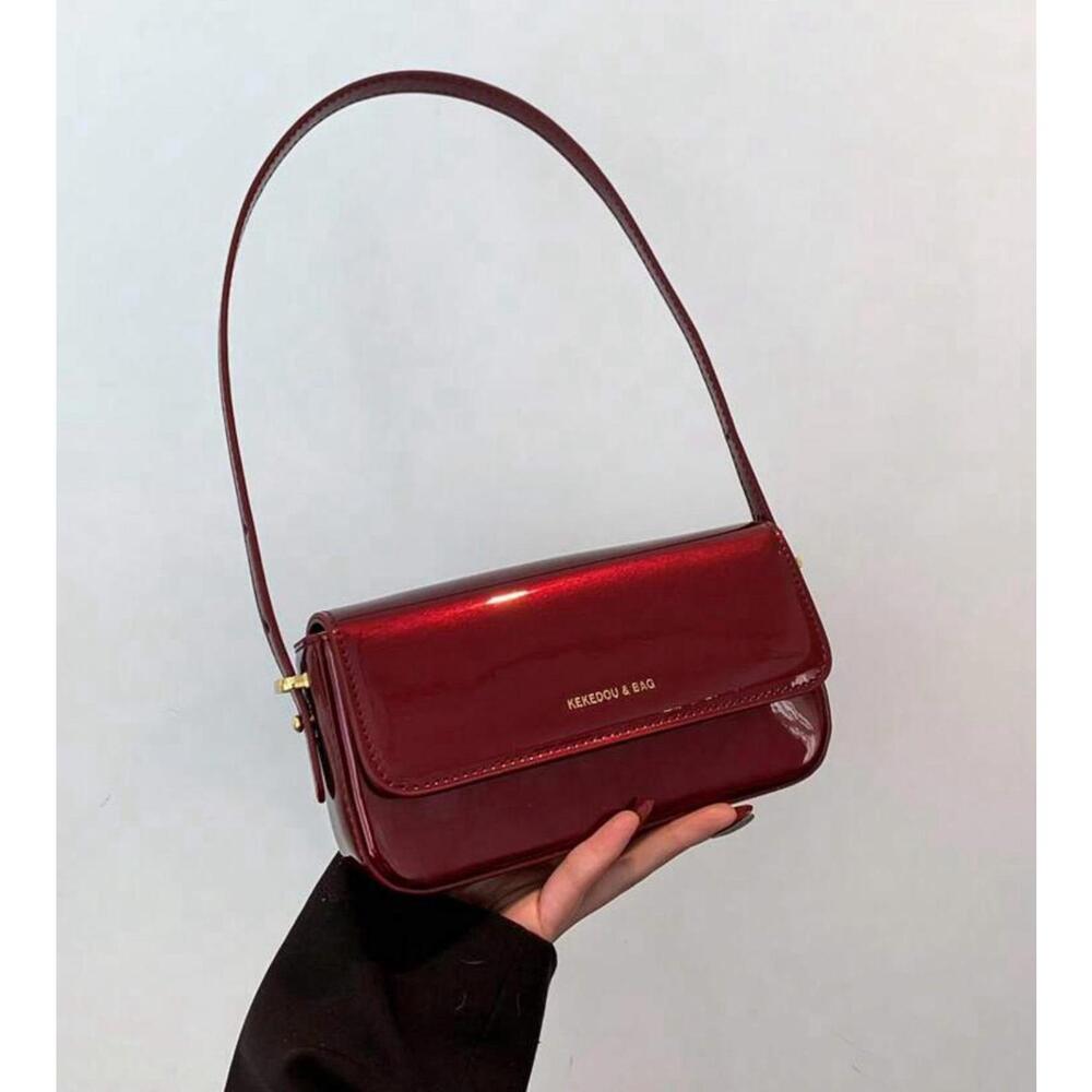 red crossbody bags - Picture 3 of 4